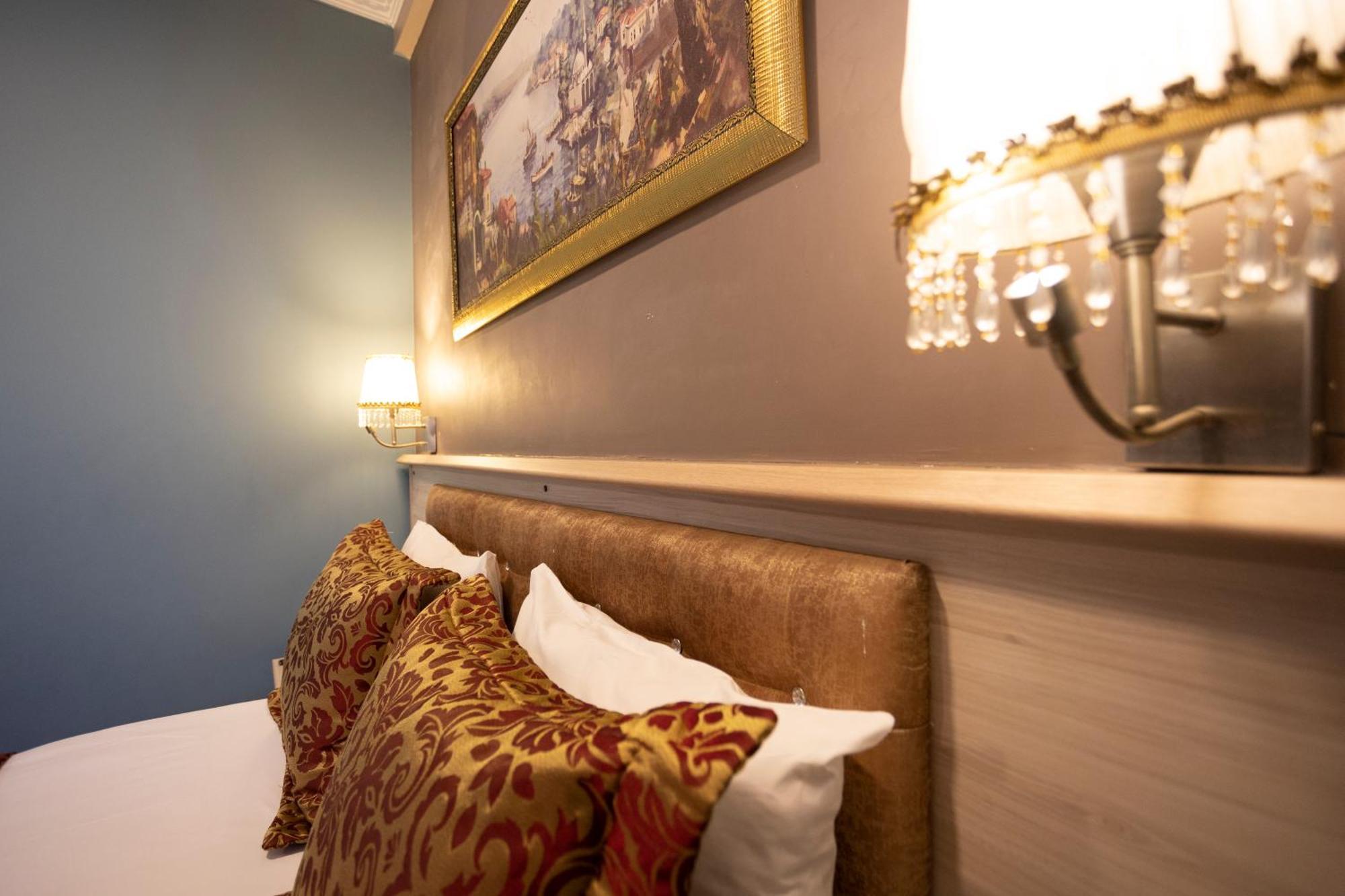 Tashkonak Studio Suites Istanbul Exterior photo