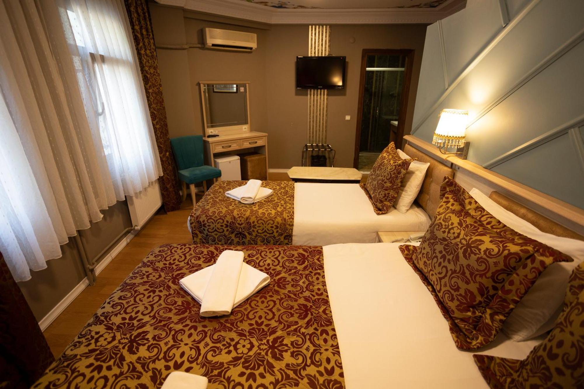 Tashkonak Studio Suites Istanbul Exterior photo